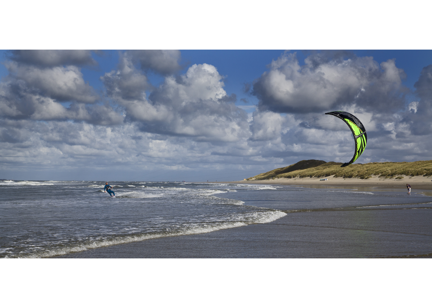 Kitesurfers 2